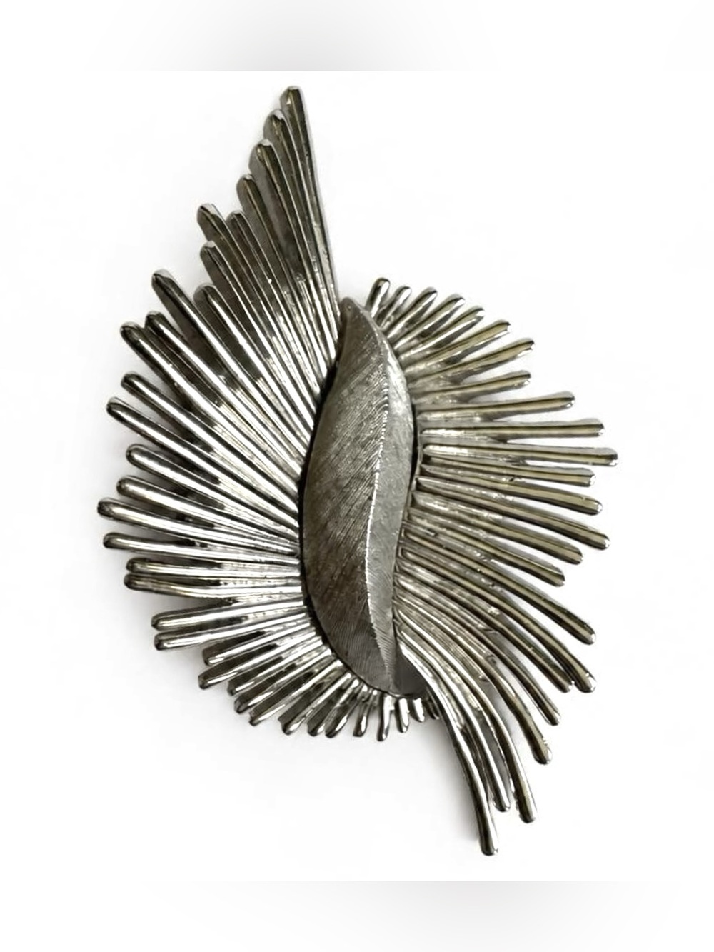 Vintage Crown Trifari Silver Tone Abstract Leaf Modernist MCM Brooch Pin Atomic